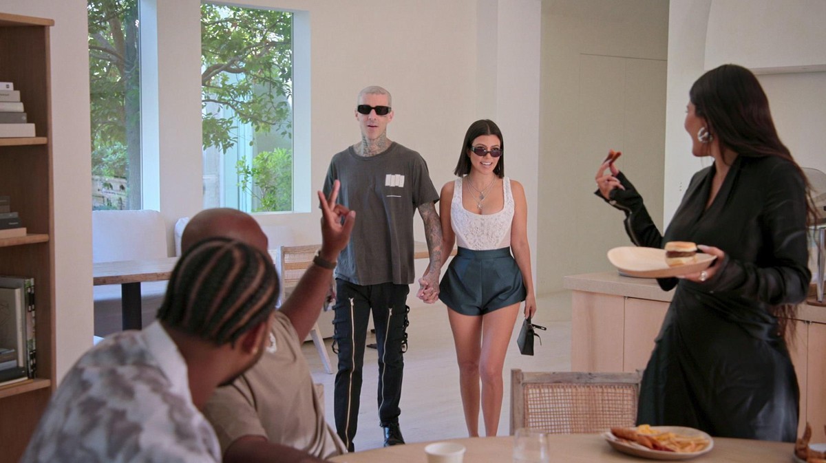 Kourtney Kardashian zeigt ihrer Familie ihren Neuen