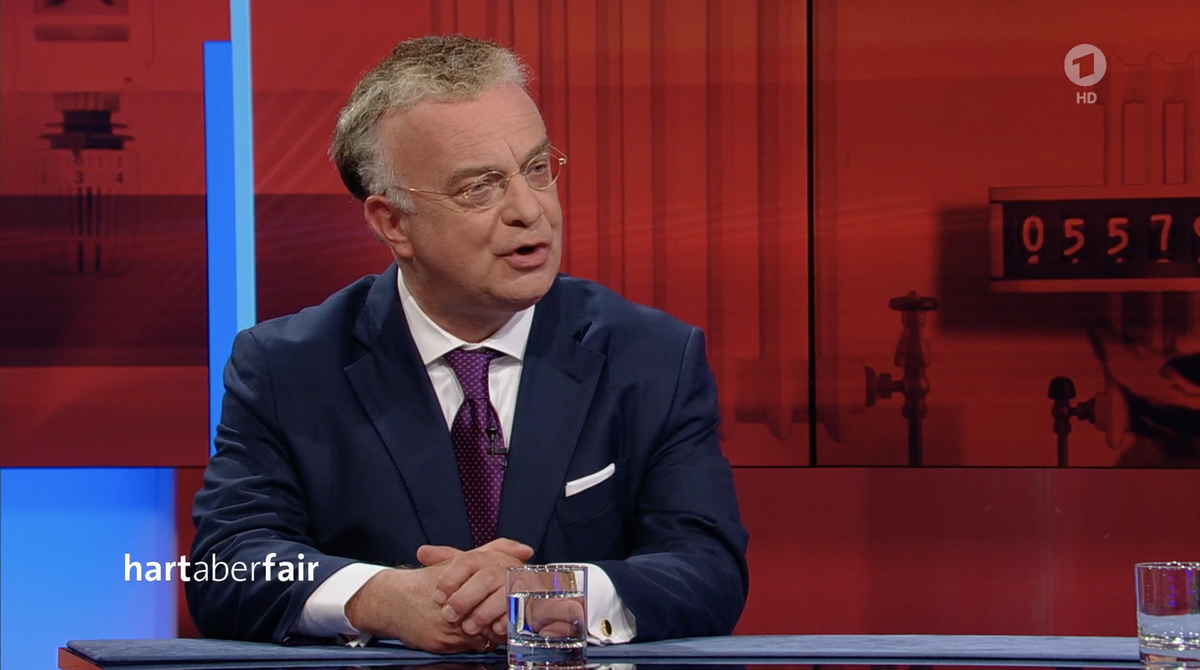 Der Präsident des Verbandes der Chemischen Industrie, Christian Kullmann, bezeichnet die Gasumlage als "gerecht".