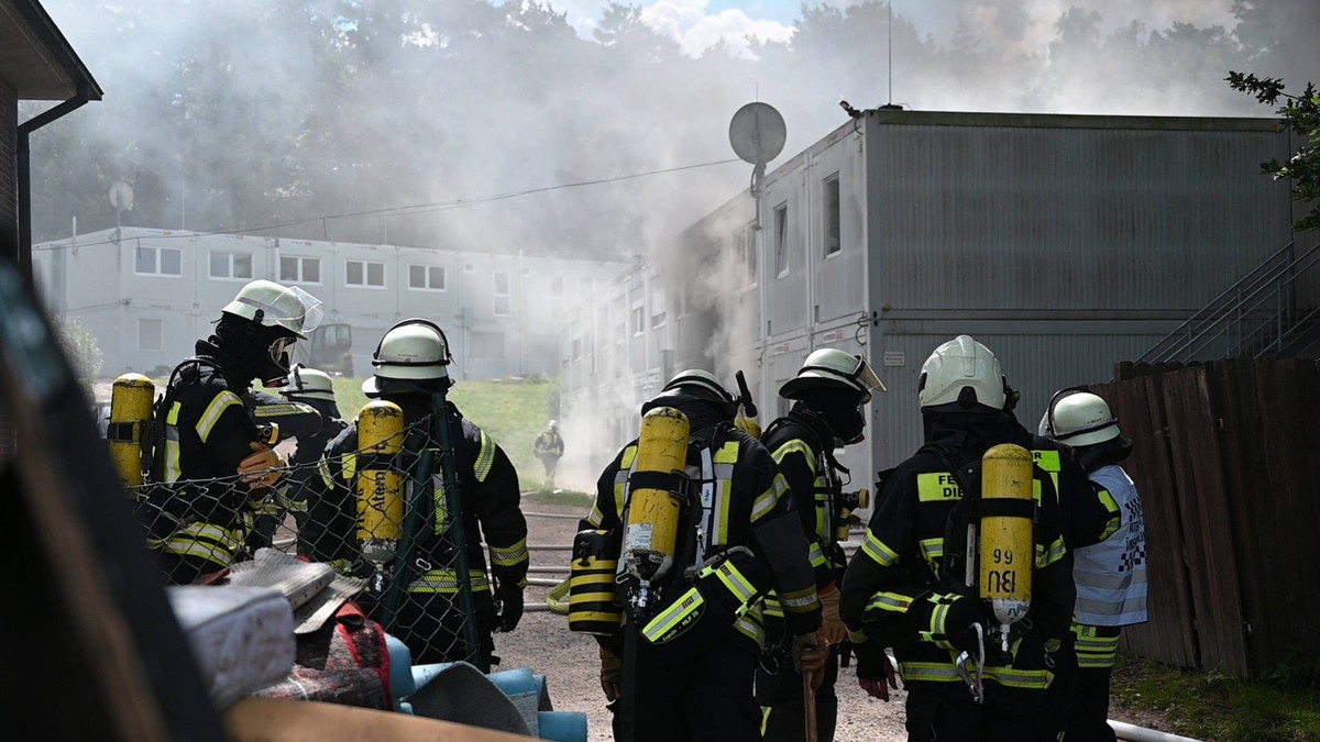 Um 11.28 Uhr wurde ein Brand in einer Gefl