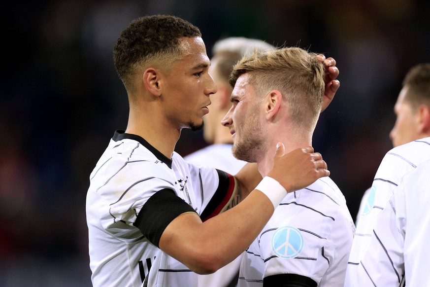 WERNER Timo Team Deutschland mit KEHRER Thilo nach seinem Tor zum 2 : 0 DFB Fussball Laenderspiel Deutschland - Israel 2 : 0 am 26.03.2022 in Sinnsheim DFL REGULATIONS PROHIBIT ANY USE OF PHOTOGRAPHS  ...