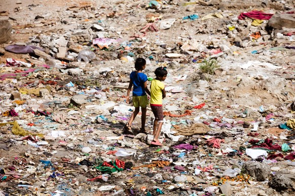 Die Wirtschaftsweise reicher Länder zerstört Lebensräume von Kindern in Entwicklungsländern.