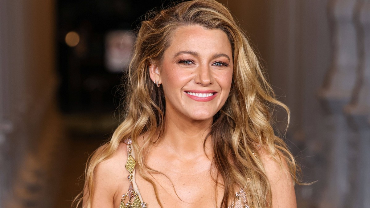 13th Annual LACMA Art Film Gala 2024 Blake Lively arrives at the 13th Annual LACMA Art Film Gala 2024 presented by Gucci held at the Los Angeles County Museum of Art on November 2, 2024 in Miracle Mil ...