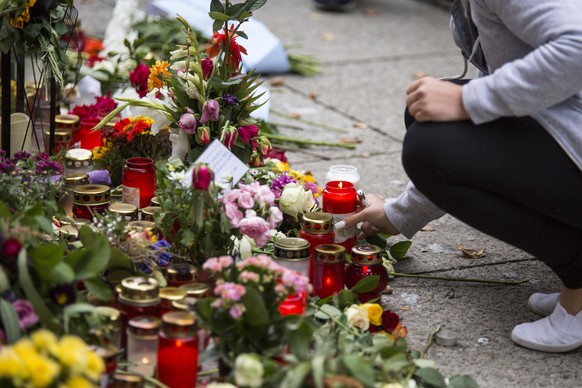 News Bilder des Tages September 1, 2018 - Chemnitz, Saxony, Germany - Memorial and mourning of Daniel, who was stabbed to death last week Chemnitz Germany PUBLICATIONxINxGERxSUIxAUTxONLY - ZUMAg237 20 ...