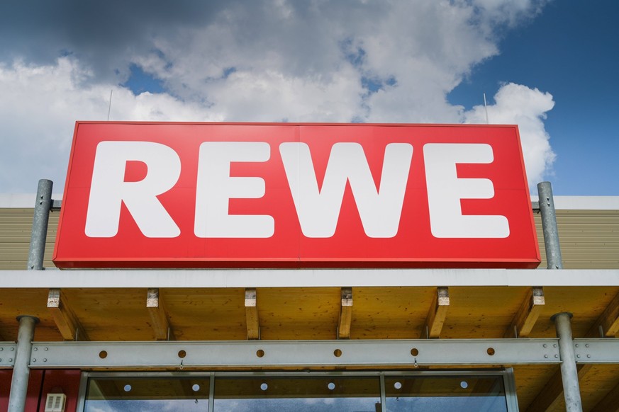 Rewe Markt, Rauchstra