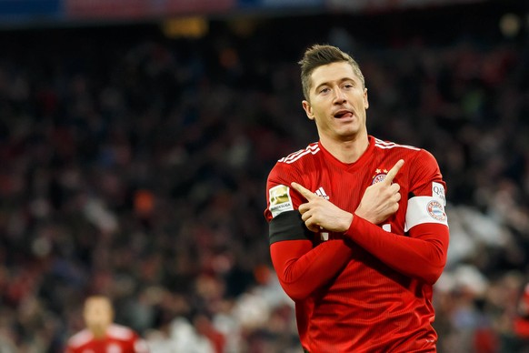 Muenchen, Deutschland, 09.02.2019, 1. Bundesliga 21. Spieltag, FC Bayern Muenchen - FC Schalke, Robert Lewandowski (FCB) jubelt, Torjubel nach seinem treffer zum 2:1 ( DeFodi048 *** Muenchen Germany 0 ...