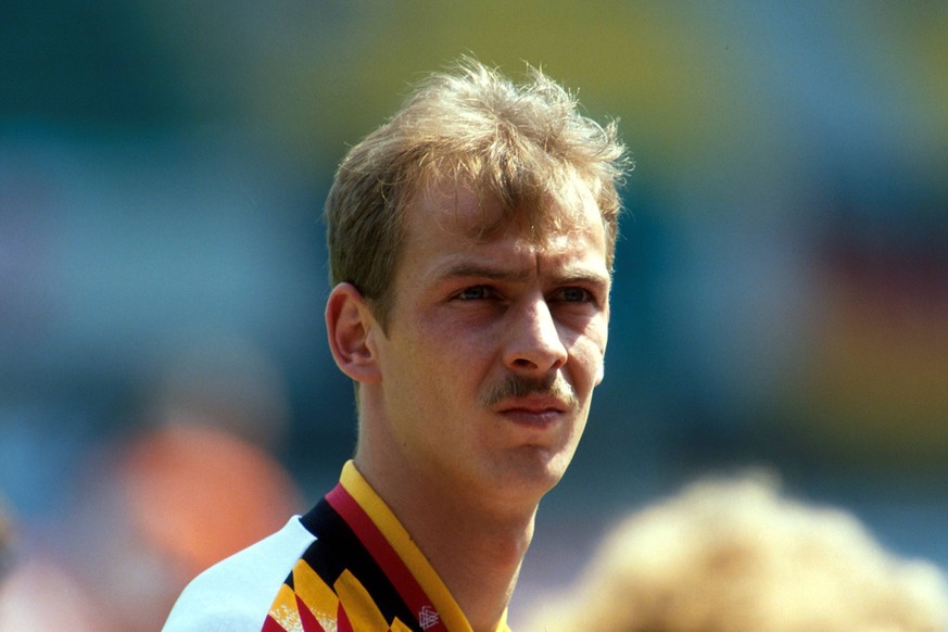 Mario Basler im Jahr 1994 bei der Nationalmannschaft.