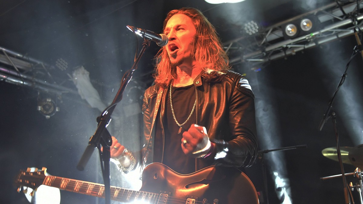 Gil Ofarim im Konzert - Alles auf Hoffnung - Gil Ofarim, Saenger auf Tour und praesentiert in einem Konzert vor vielen Fans sein neues Musikalbum - Alles auf Hoffnung - im Frannz Club in Berlin am 08. ...