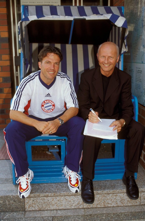 Karlheinz Wild (r.) 1993 mit dem damaligen Bayern-Spieler Lothar Matthäus.