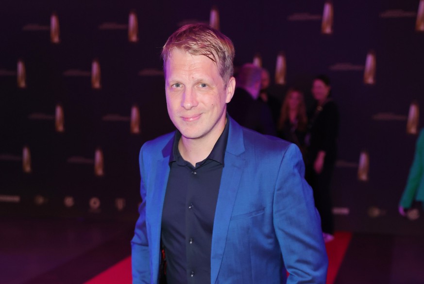 COLOGNE, GERMANY - SEPTEMBER 14: Oliver Pocher attends the German Television Award (Der Deutsche Fernsehpreis) at MMC Studios on September 14, 2022 in Cologne, Germany. (Photo by Justin Sammer/Getty I ...