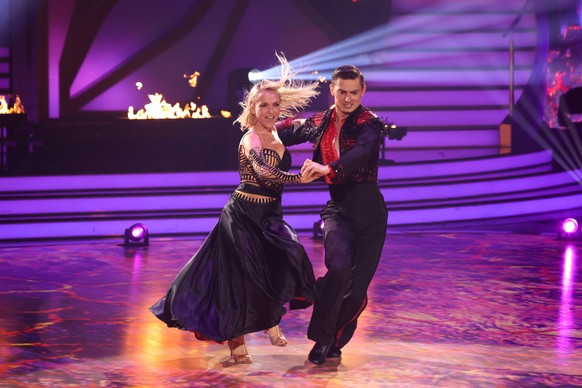 COLOGNE, GERMANY - MAY 13: Janin Ullmann and Zsolt Sándor Cseke perform on stage during the 11th show of the 15th season of the television competition show &quot;Let&#039;s Dance&quot; at MMC Studios  ...