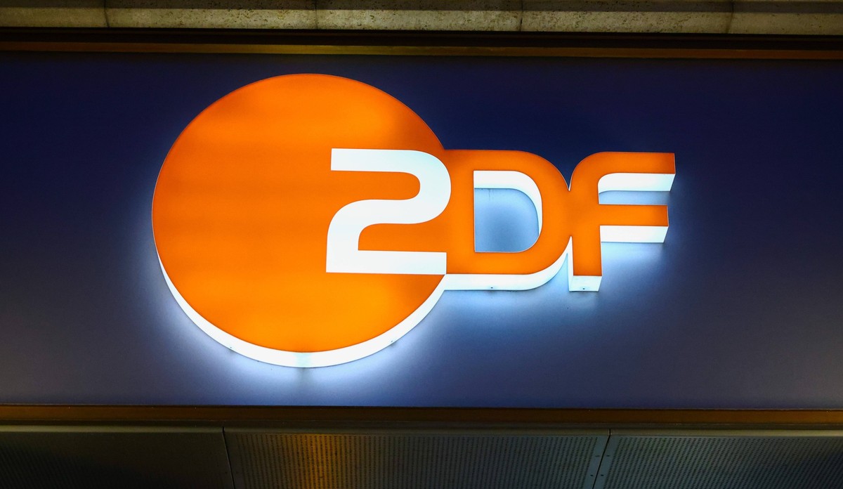 Economy And Business In Berlin ZDF logo in Berlin, Germany on November 9th, 2024. Berlin Germany PUBLICATIONxNOTxINxFRA Copyright: xBeataxZawrzelx originalFilename: zawrzel-economya241109_nph04.jpg