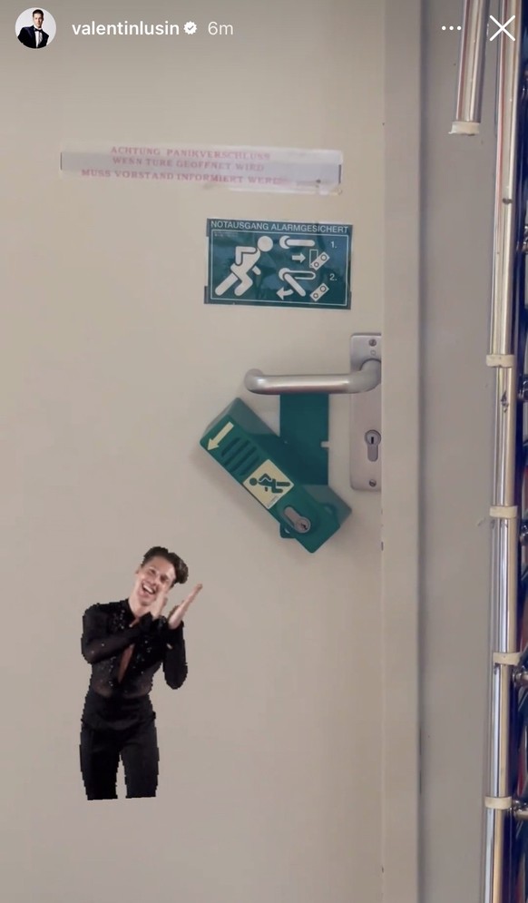 Valentin Lusin zeigte in seinem Video die Tür vom Notausgang.