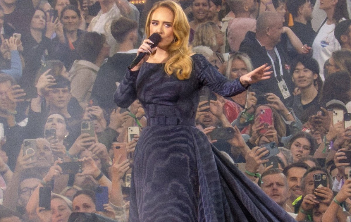 Adele performs her opening night concert at the specially built open-air arena in Munich Featuring: Adele Where: Munich, Germany When: 02 Aug 2024 Credit: Cover Images EDITORIAL USE ONLY. RESTRICTED T ...