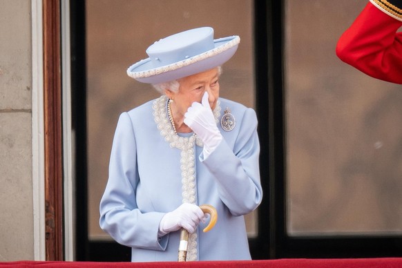 Platinum Jubilee. Queen Elizabeth II watching from the balcony at Buckingham Palace for the Trooping the Colour ceremony at Horse Guards Parade, central London, as the Queen celebrates her official bi ...