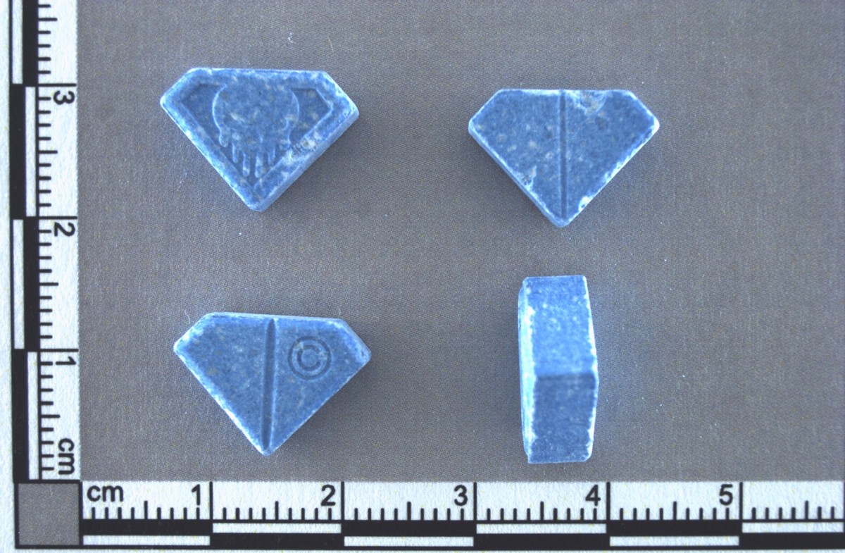 Abbildung sichergestellter Ecstasy-Tabletten mit erhöhtem Wirkstoffgehalt.
