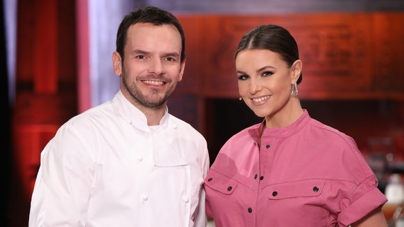 Laura Wontorra moderiert die Vox-Show "Grill den Henssler".
