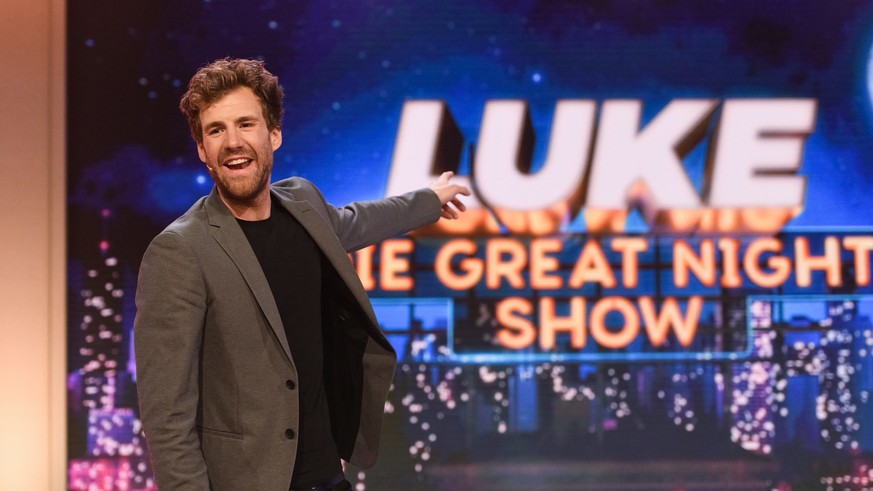 Titel: LUKE! Die Greatnightshow; 
Folge: 1; 
Ausstrahlungszeitraum bis: 2019-09-13; 
Person: Luke Mockridge; 
Copyright: SAT.1/Steffen Z Wolff; 
Fotograf: Steffen Z Wolff; 
Bildredakteur: Susi Lindlba ...