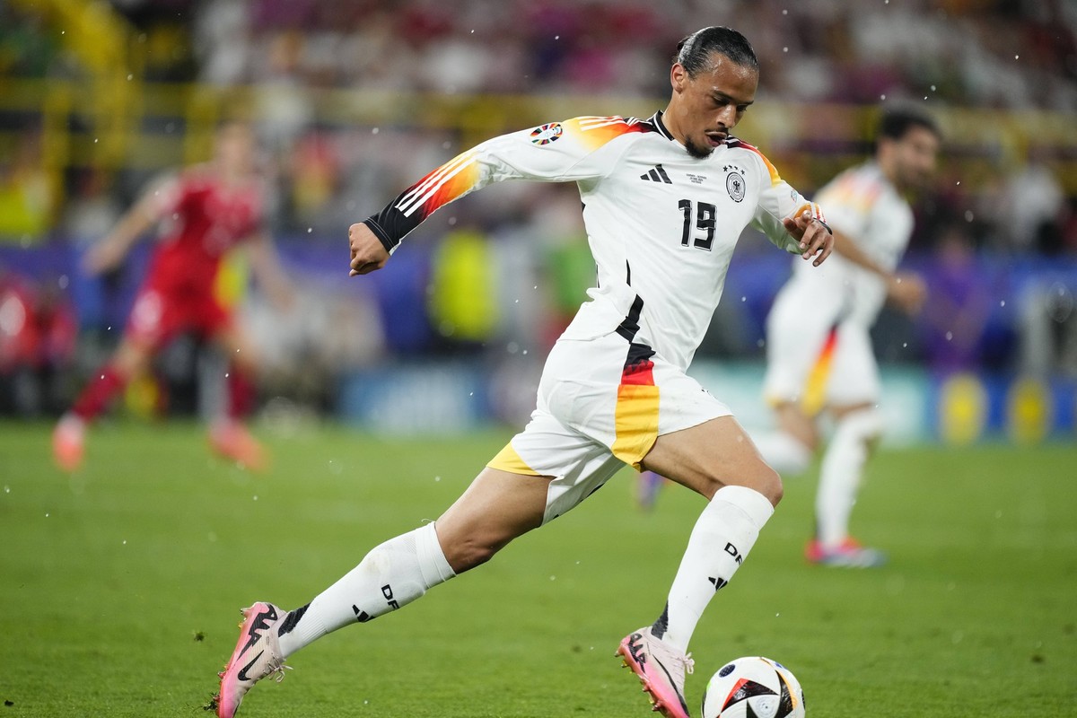 Germany v Denmark: Round of 16 - UEFA EURO, EM, Europameisterschaft,Fussball 2024 Leroy Sane right winger of Germany and Bayern Munich in action during the UEFA EURO 2024 round of 16 match between Ger ...