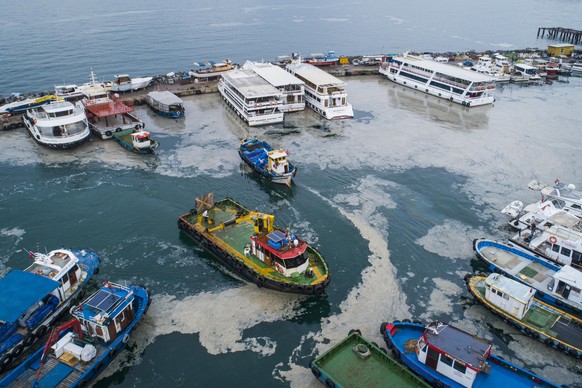 Fischen und Baden sind derzeit im Marmarameer nicht möglich.