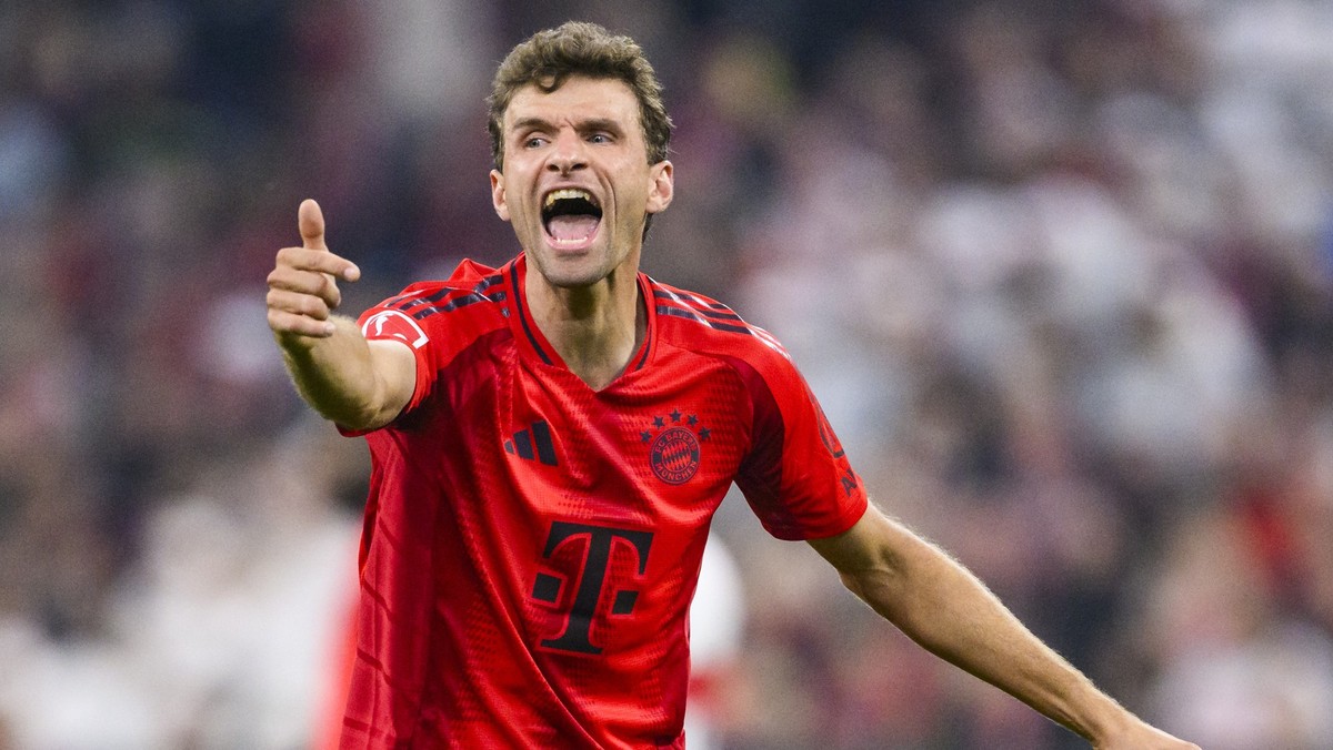 19.10.2024, Bayern, München: Fußball: Bundesliga, Bayern München - VfB Stuttgart, 7. Spieltag, Allianz Arena. Münchens Thomas Müller gestikuliert. (zu dpa: «Sprüche zum 7. Spieltag der Fußball-Bundesl ...