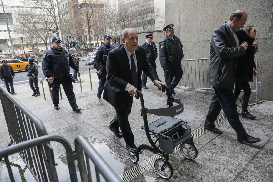 Harvey Weinstein arrives at New York Criminal Court in Manhattan, New York City, U.S., February 3, 2020. REUTERS/Stephen Yang