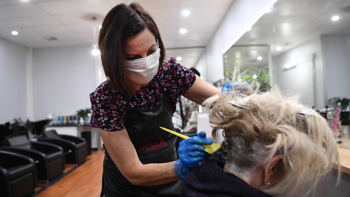 Friseure Wieder Geoffnet Friseur Gigant Verrat Was Sich Beim Haarschnitt Andert Watson