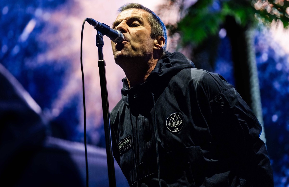 Liam Gallagher performing at the O2 Arena, London, on 06 June 2024. Liam Gallagher performing at the O2 Arena, London, on 06 June 2024. Performing as part of his Definitely Maybe: 30 Years Tour. Liam  ...