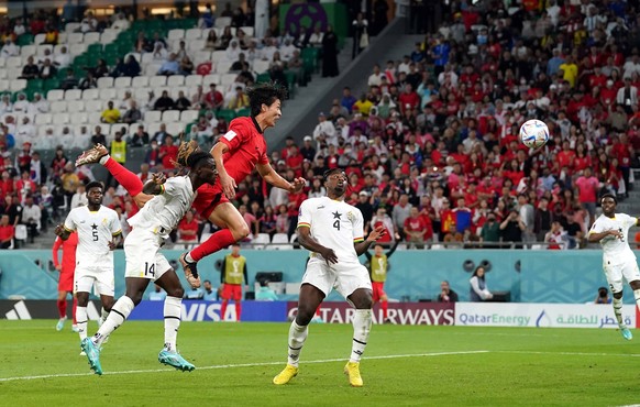 South Korea v Ghana - FIFA World Cup, WM, Weltmeisterschaft, Fussball 2022 - Group H - Education City Stadium South Korea s Cho Gue-sung scores their side s second goal of the game during the FIFA Wor ...