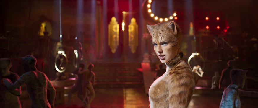 Taylor Swift as Bombalurina in Cats, 2019 co-written and directed by Tom Hooper. Photo Credit: Universal Pictures / The Hollywood Archive Los Angeles CA PUBLICATIONxINxGERxSUIxAUTxONLY Copyright: xUni ...