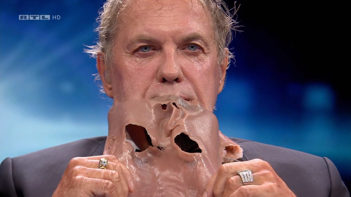 Uwe Ochsenknecht, der Mann hinter der Tom-Jones-Maske.