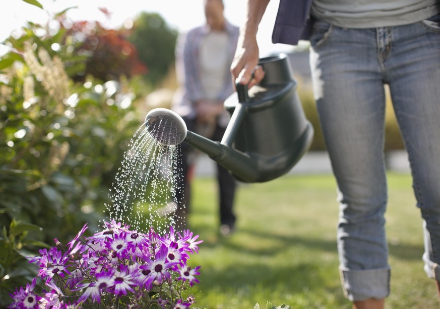 Badewasser kann im Garten wiederverwendet werden.