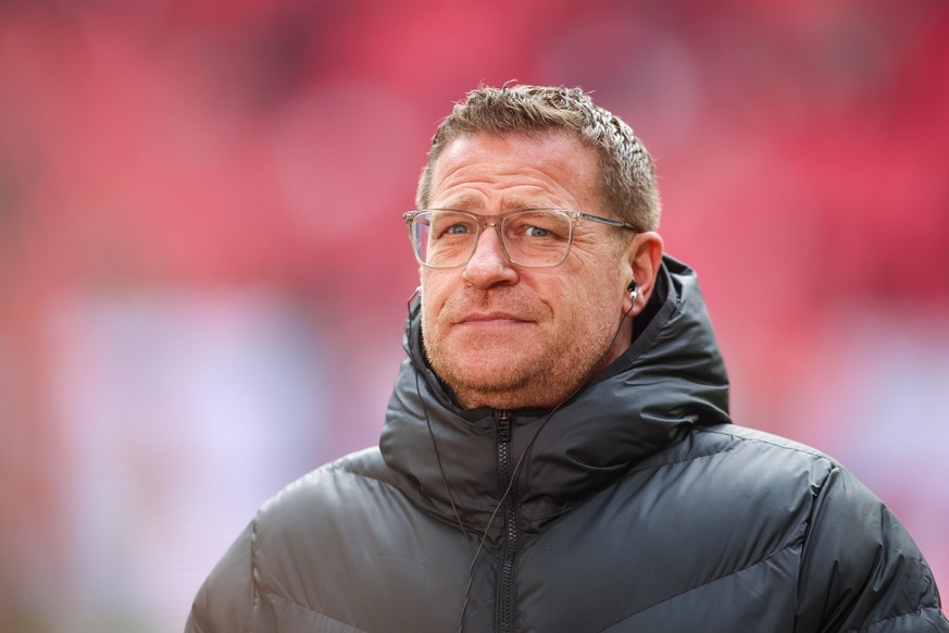 ARCHIV - 11.03.2023, Sachsen, Leipzig: Fußball: Bundesliga, 24. Spieltag, RB Leipzig - Borussia Mönchengladbach in der Red-Bull-Arena. Max Eberl, Leipzigs Sportdirektor, steht vor dem Spiel ins Stadio ...