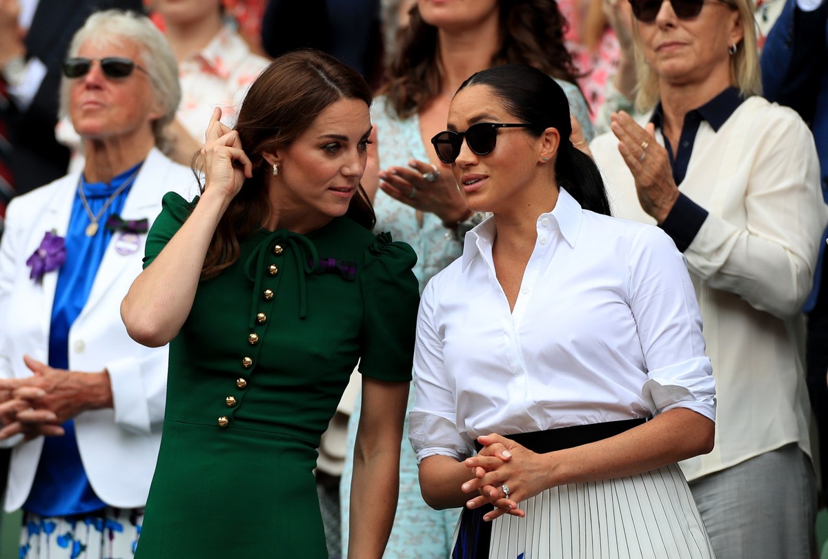 ARCHIV - 13.07.2019, Gro�britannien, London: Tennis: Grand Slam/WTA-Tour - Wimbledon, Einzel, Damen, Finale, S. Williams (USA) - Halep (Rum�nien) : Kate (l), damalige Herzogin von Cambridge und jetzig ...