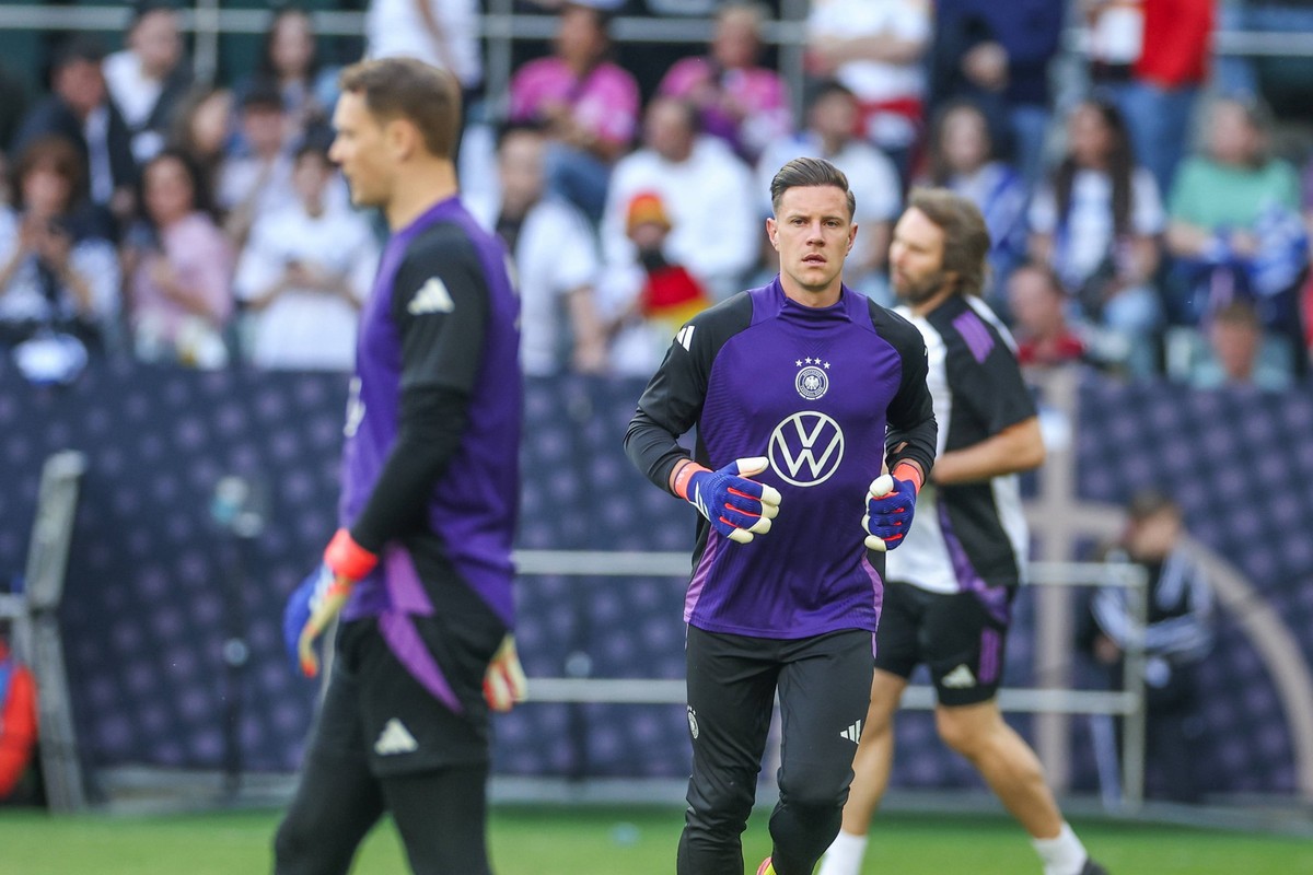 07.06.2024, Fussball, Saison 2023/2024, European Qualifiers, Länderspiel, Deutschland - Griechenland, v. l. Manuel Neuer Deutschland, Marc-Andrà ter Stegen Deutschland Mönchengladbach Borussia Park NR ...