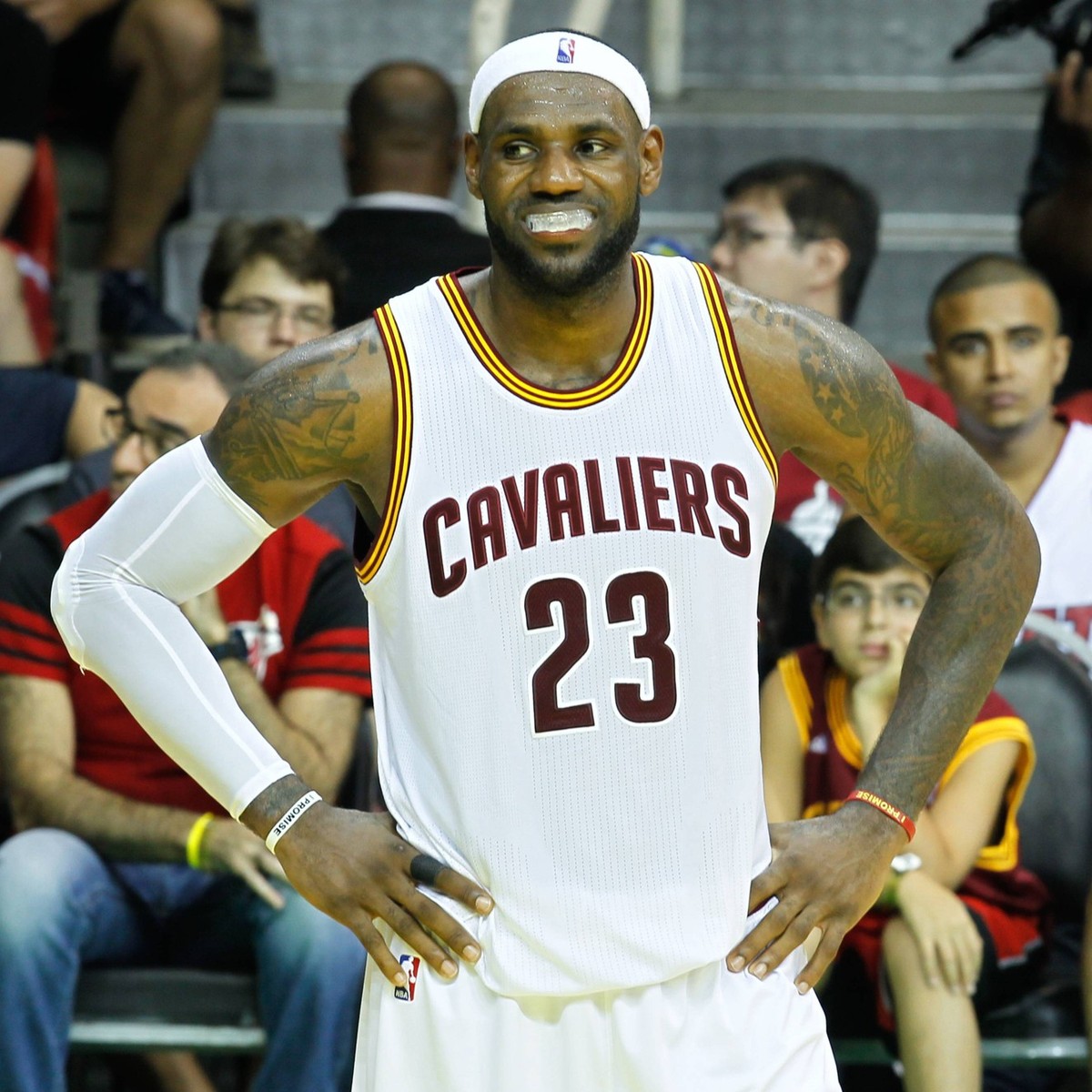 Miami Heat x Cleveland RIO DE JANEIRO, RJ - 11/10/2014: MIAMI HEAT X CLEVELAND CAVALIERS - Lebron James(23) . ( xRobertoxFilhox PUBLICATIONxNOTxINxBRA 826257
Miami Heat X Cleveland Rio de Janeiro RJ ...