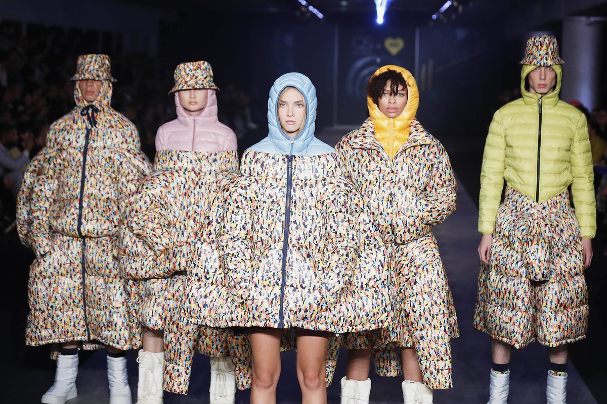 QS by s.Oliver x BVG Fashion Show Mode QS by s.Oliver x BVG Fashion Show in The Tunnel S-Bahn am Potsdamer Platz in Berlin am 18.10.2022 *** QS by s Oliver x BVG Fashion Show Fashion QS by s Oliver x ...
