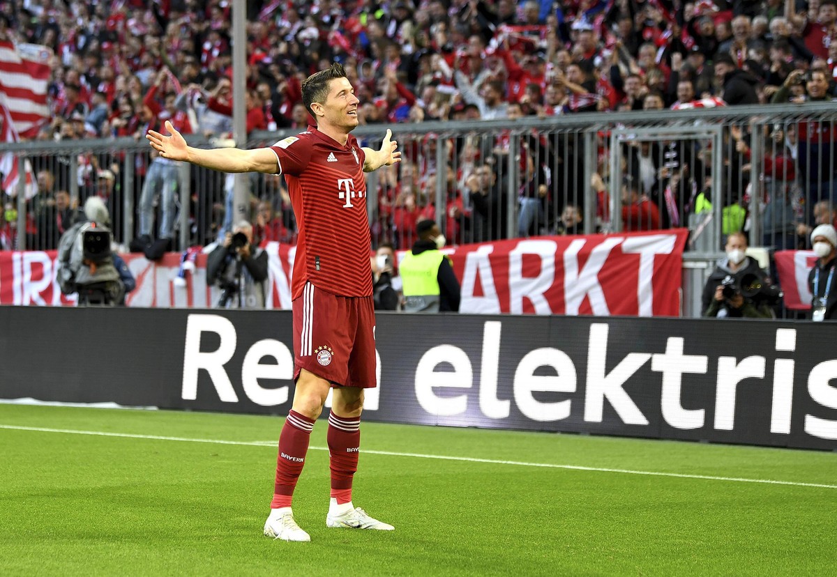 Seht her, ich schon wieder: Robert Lewandowski jubelt