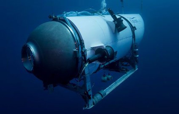 HANDOUT - 28.06.2021, ---: Dieses undatierte von OceanGate Expeditions im Juni 2021 zur Verfügung gestellt Foto zeigt das «Titan»-U-Boot des Unternehmens OceanGate Expeditions. In der Nähe des «Titani ...