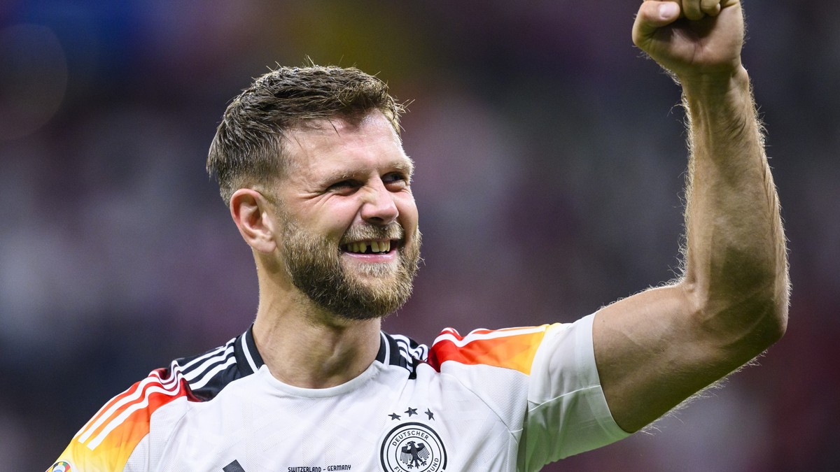 23.06.2024, Hessen, Frankfurt/M.: Fußball, UEFA Euro 2024, EM, Schweiz - Deutschland, Vorrunde, Gruppe A, Spieltag 3, Frankfurt Arena, Deutschlands Niclas Füllkrug jubelt nach dem Spiel. (zu dpa: «Fül ...