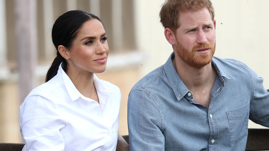 DUBBO, AUSTRALIA - OCTOBER 17: Prince Harry, Duke of Sussex and Meghan, Duchess of Sussex visit a local farming family, the Woodleys, on October 17, 2018 in Dubbo, Australia. The Duke and Duchess of S ...