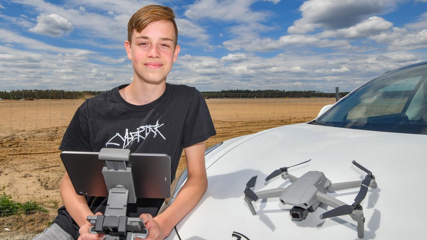 „Ich habe einen vertraulichen Tipp“: Tesla Kid berichtet, er habe Elon Musk getroffen