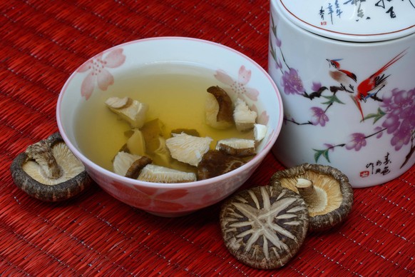 Shiitake-Pilze können sogar als Tee getrunken werden.