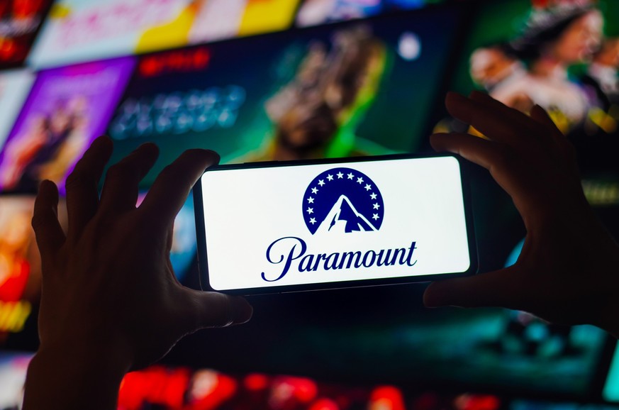 BRAZIL - 2022/09/02: In this photo illustration, the Paramount Global logo is displayed on a smartphone screen. (Photo Illustration by Rafael Henrique/SOPA Images/LightRocket via Getty Images)