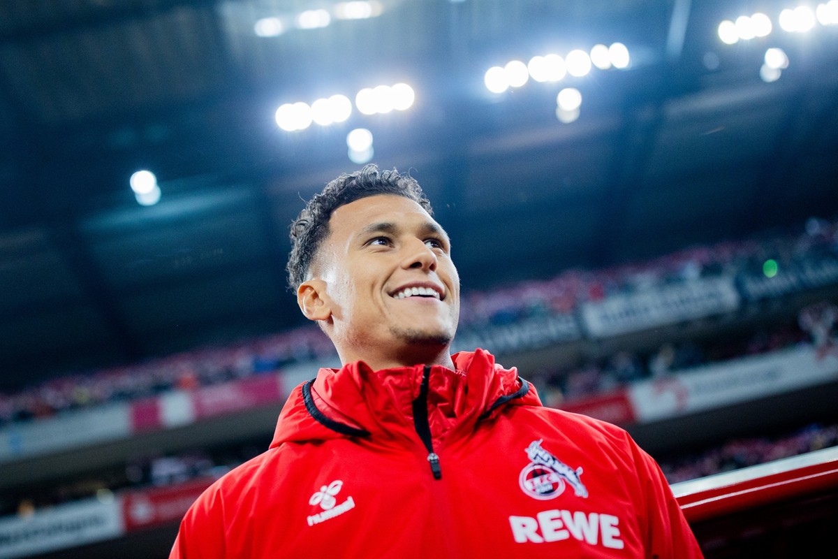 21.01.2023, Nordrhein-Westfalen, K�ln: Fu�ball: Bundesliga, 1. FC K�ln - Werder Bremen, 16. Spieltag, RheinEnergieStadion. K�lns Neuzugang Davie Selke auf der Bank. Foto: Rolf Vennenbernd/dpa - WICHTI ...
