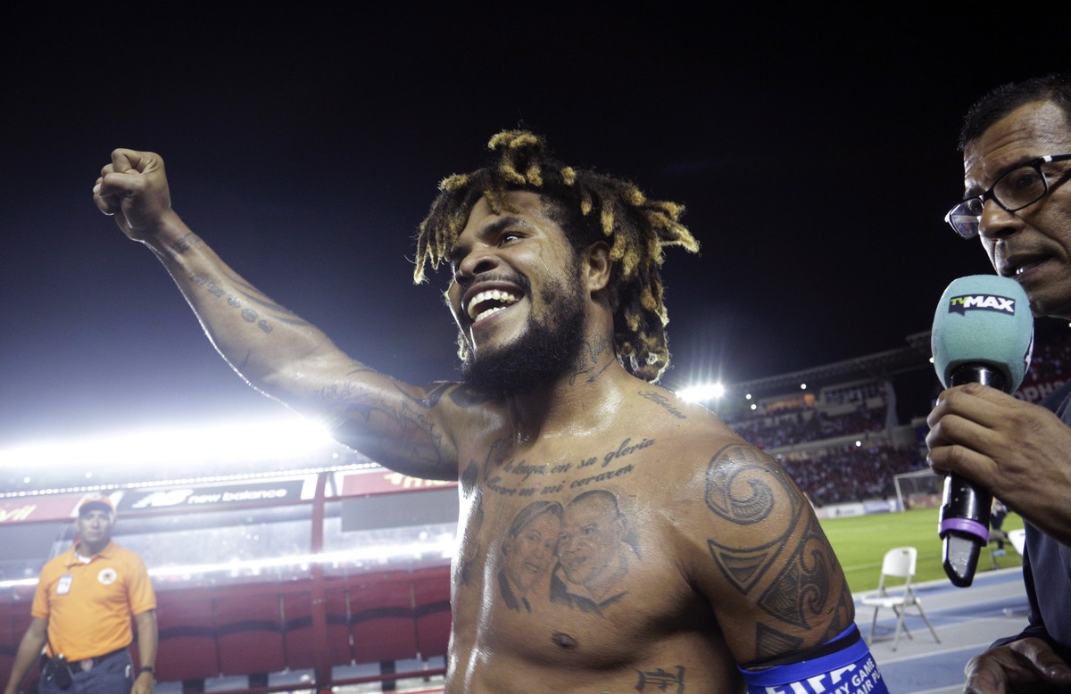 FILE - In this Tuesday, Oct. 10, 2017 filer, Panama&#039;s Roman Torres celebrates his goal against Costa Rica and his team&#039;s 2-1 victory, qualifying his team for the 2018 Russia World Cup in Pan ...