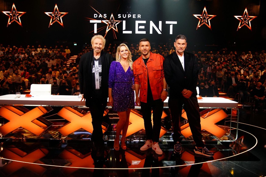 Thomas Gottschalk, Chantal Janzen, Lukas Podolski und Michael Michalsky saßen dieses Mal in der "Supertalent"-Jury. 