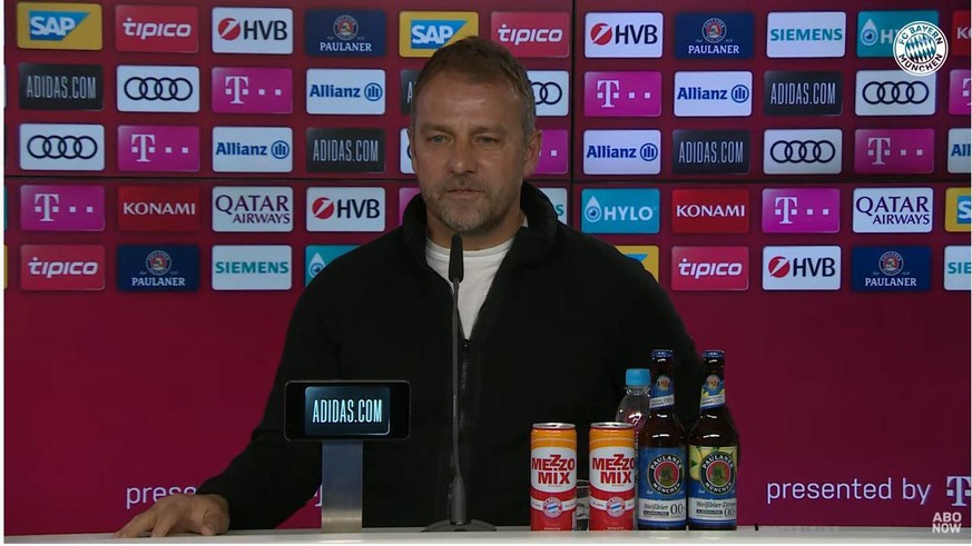Hansi Flick auf der Pressekonferenz vor dem Spiel gegen Union Berlin.