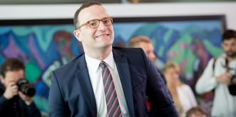 Jens Spahn stellt sein erstes Gesetz vor – wir erklären, was drin steht 