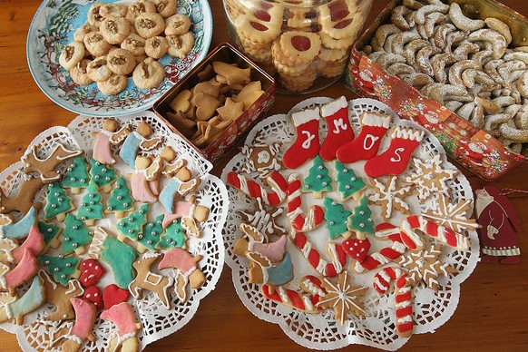 BERLIN, GERMANY - DECEMBER 21: Traditional, home-made Christmas cookies lie on plates in a household on December 21, 2010 in Berlin, Germany. Christmas cookies are an intrinsic part of Central Europea ...