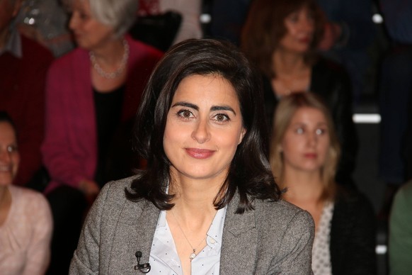 Sineb El Masrar zu Gast in der ZDF-Sendung M.Lanz am 10.01.2017 in Hamburg M.Lanz (ZDF) am 10.01.2017 in Hamburg PUBLICATIONxINxGERxSUIxAUTxONLY
Sineb El Masrar to Guest in the ZDF Consignment M La ...